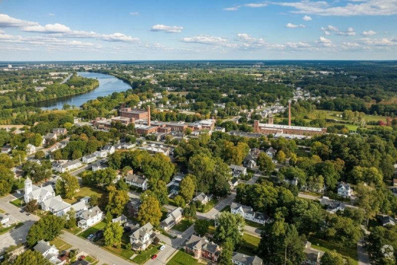 Best Bathroom Remodeling pros in Chicopee, MA